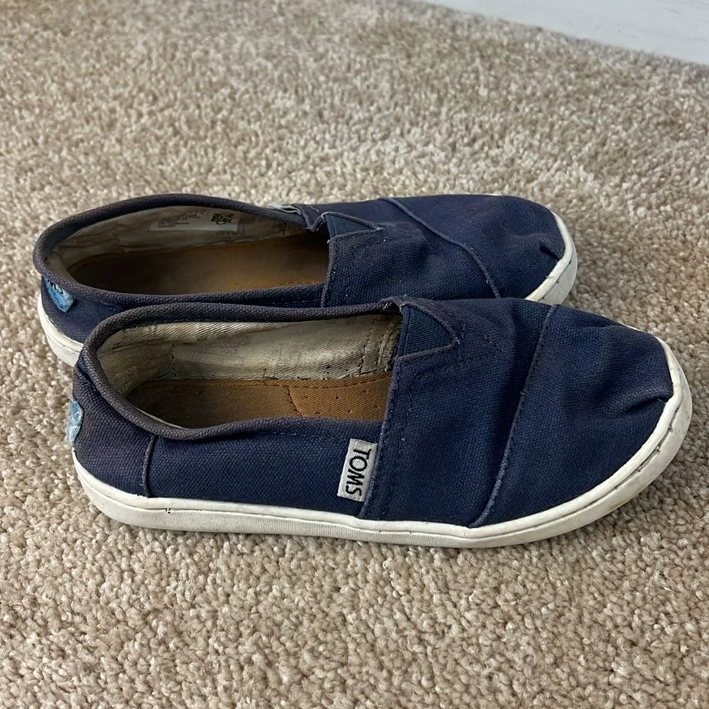 Toms Kids Navy Blue Canvas Slip-On Sneakers - Picture 5 of 6